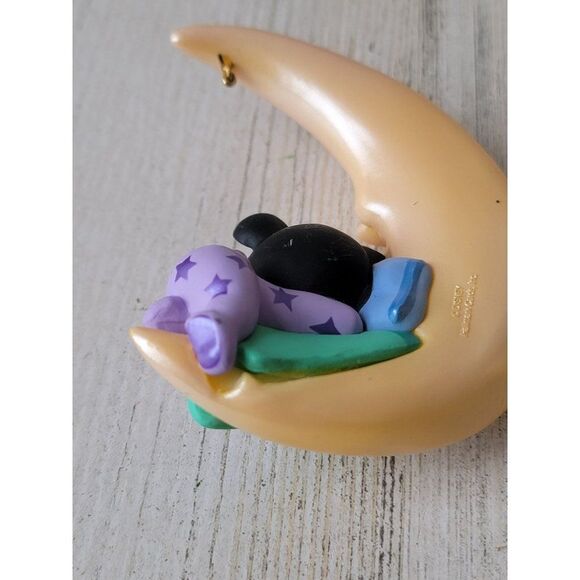 Hallmark baby Mickey Mouse sweet dreams Disney Moon ornament Xmas - Picture 7 of 7